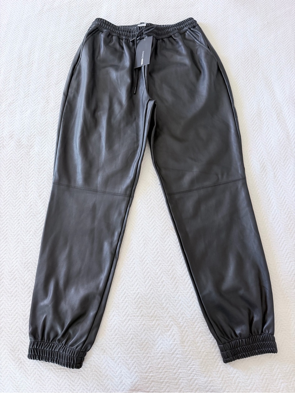 New Fashion Nova Black Faux Leather Jogger Pants w/pockets  Size M